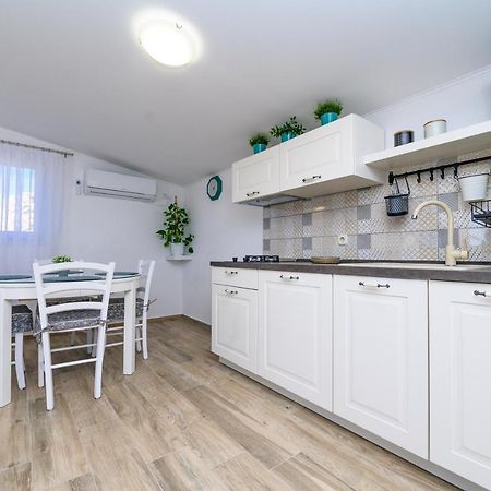 Krcina Holiday Home Cres Esterno foto