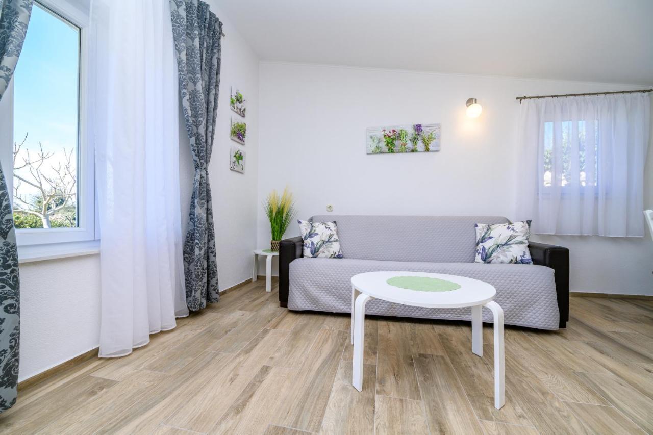Krcina Holiday Home Cres Esterno foto